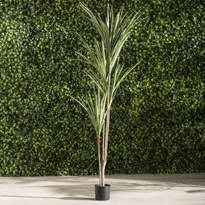 Artificial Yucca Foliage Tree in Pot