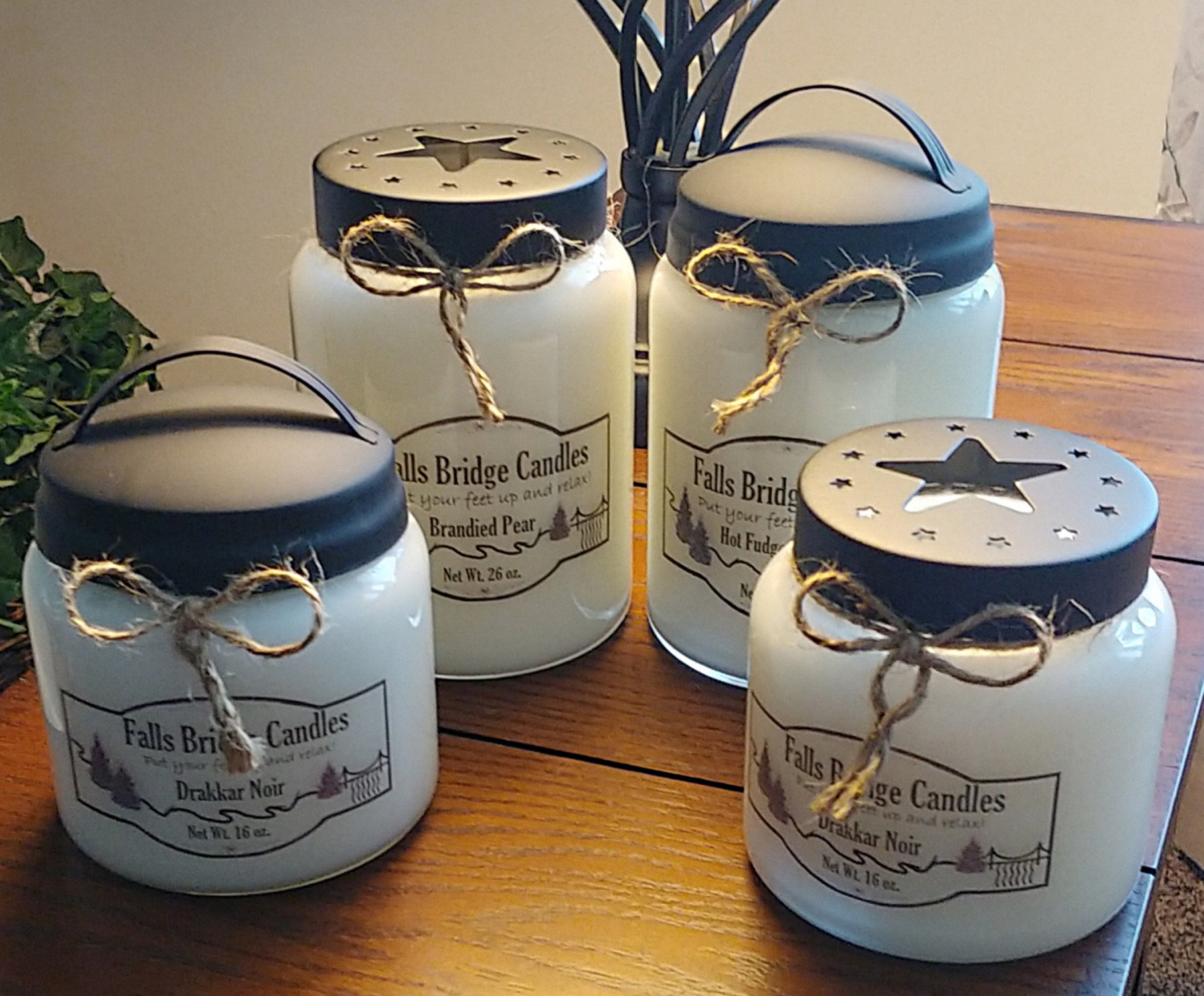 Blueberry Muffin 4 or 8 Ounce Tin Candle Soy Paraffin Blend Warm and Cozy Handmade Candle Wedding  Party Favor | Gift for Her