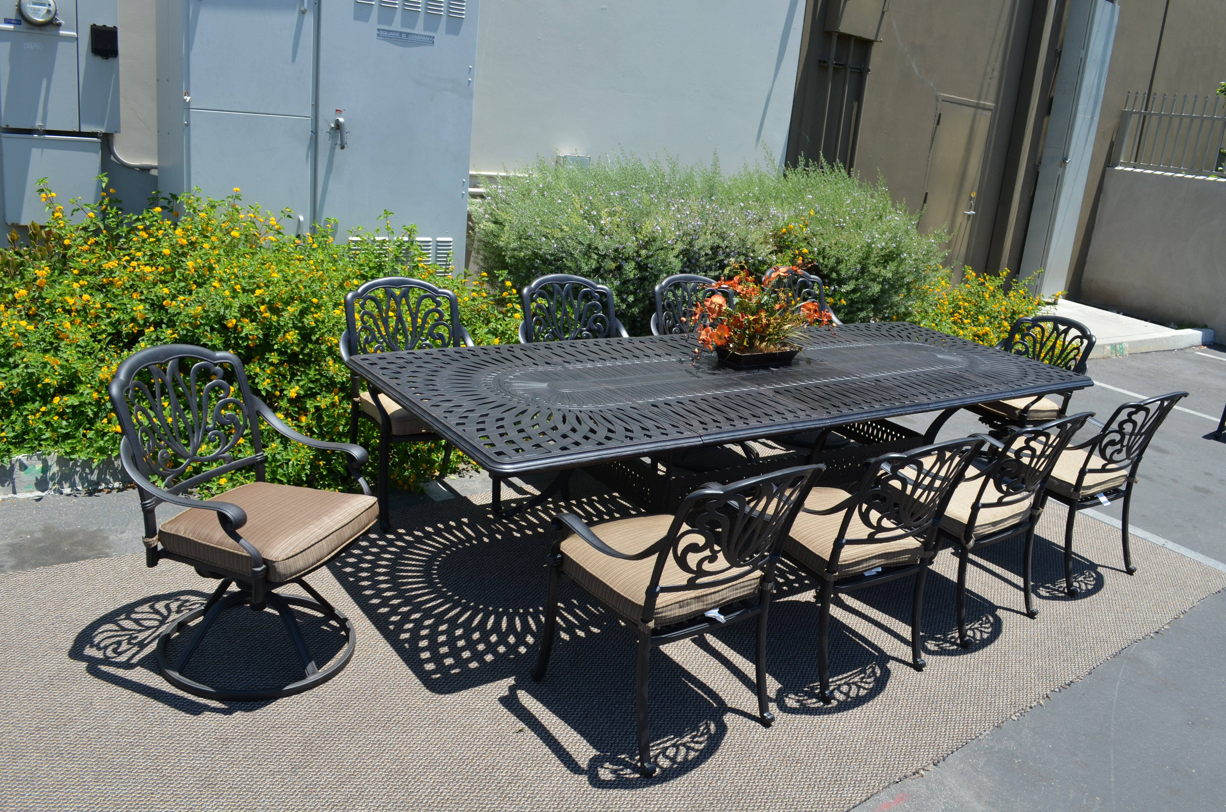 10 seat outdoor table