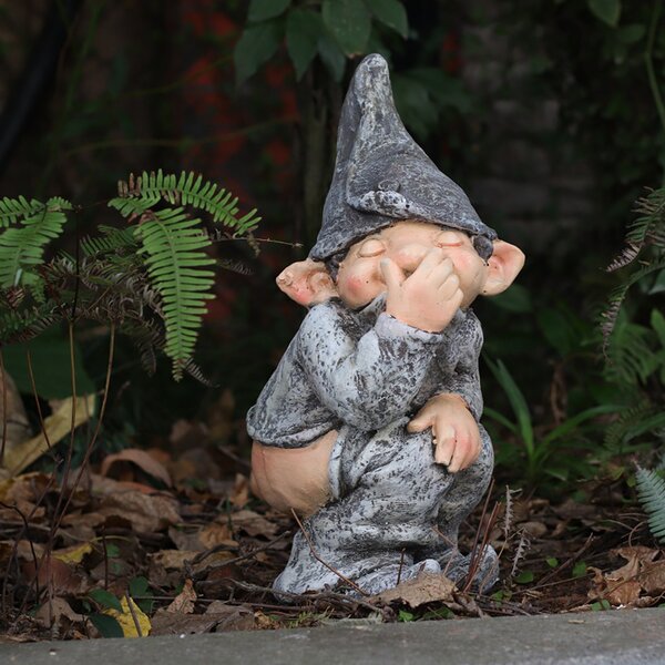 Funny Gnome Ornament Figurines Naughty Peeing Garden Yard Art Decoration Statue