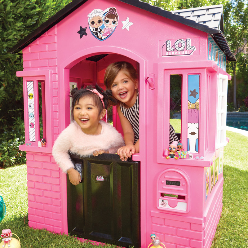 lol outside dollhouse