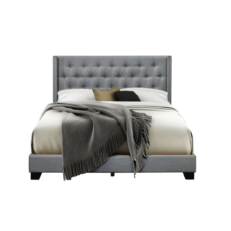 upholstered tufted bed