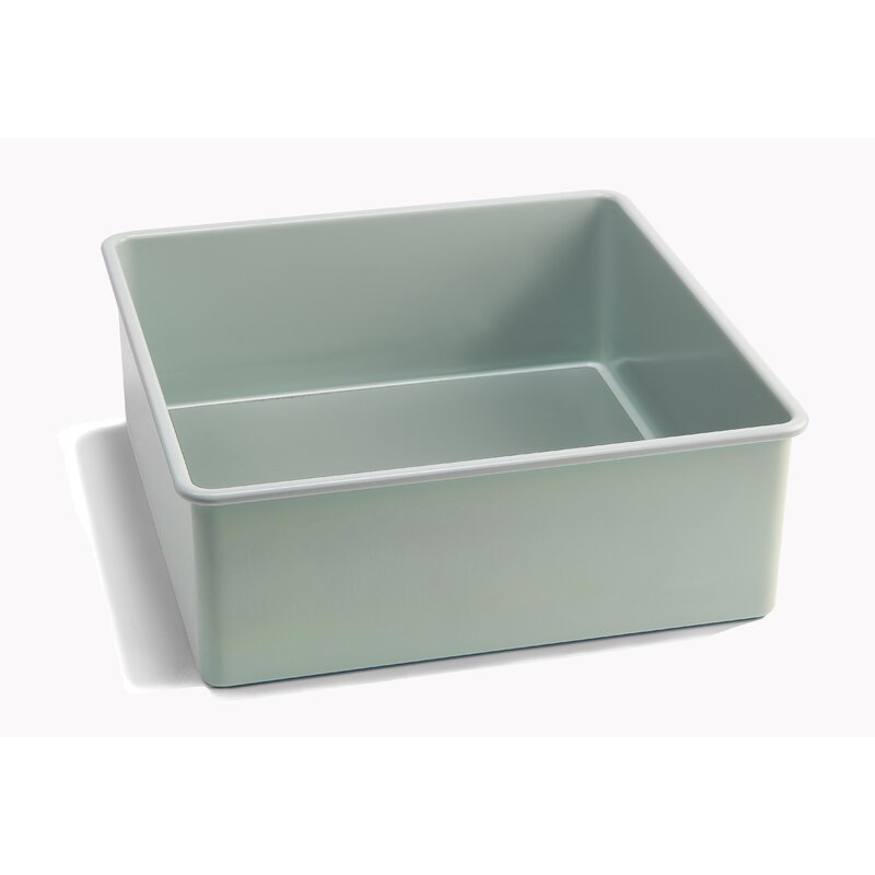 square baking tin