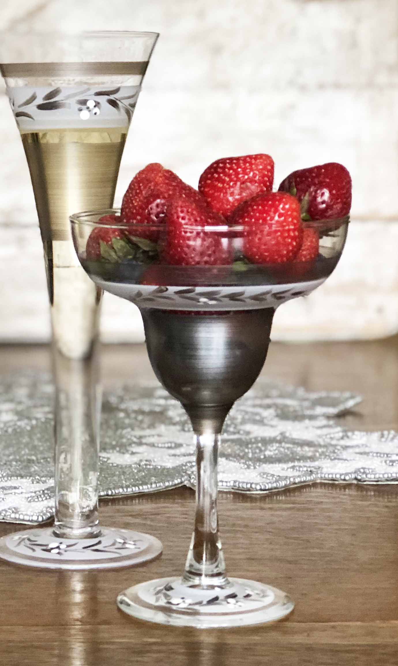 Golden Hill Studio Martini Glasses Hand Painted in the USA by American Artists-Set of 2-Pewter Vine Collection