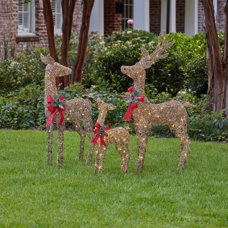 Pre-Lit Natural Rattan and Hemp Rope Reindeer Family - Set of 3