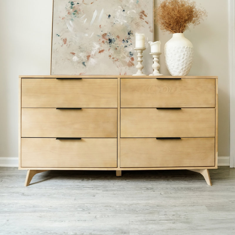 6 Drawer 59.5" W Solid Wood Dresser