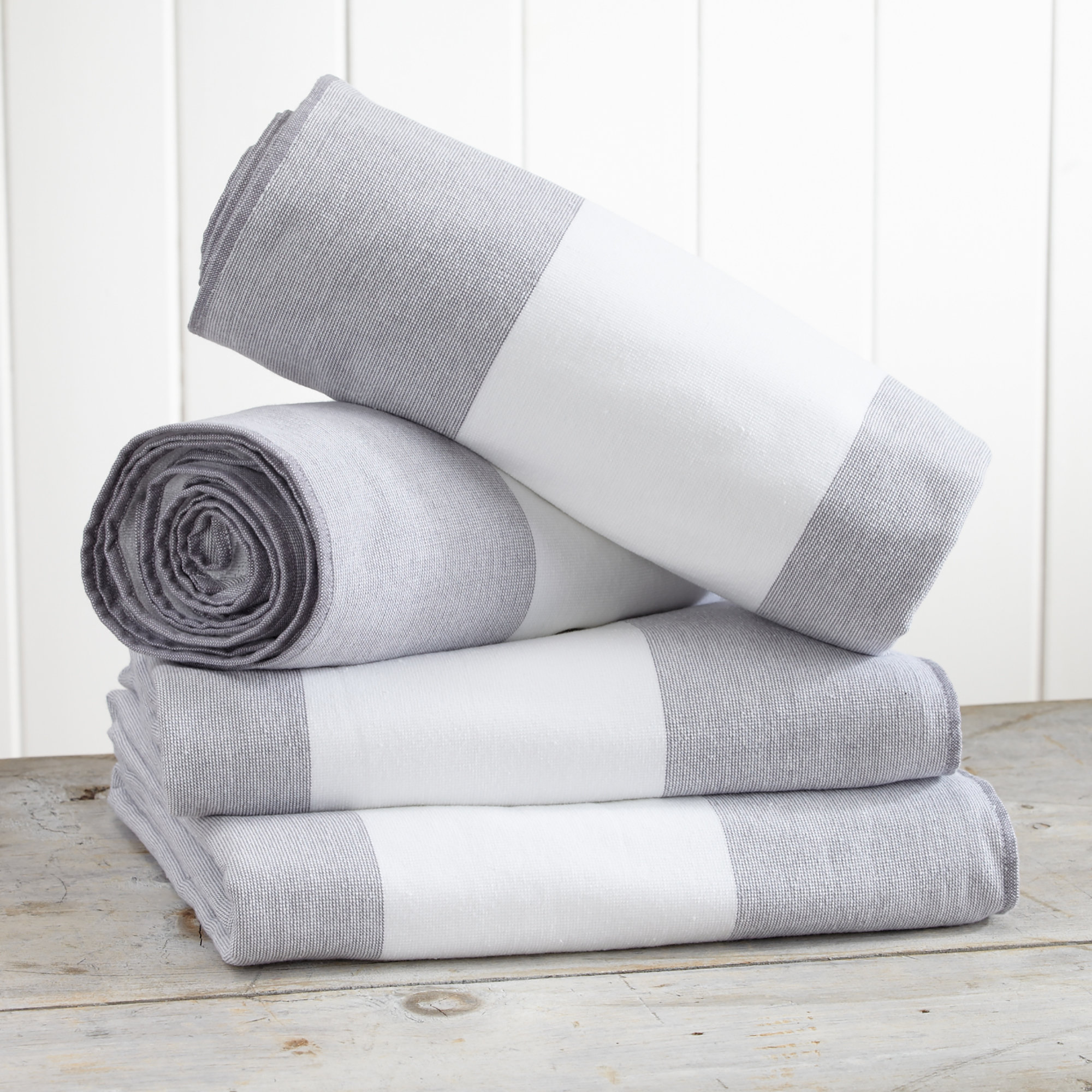 Beachcrest Home Aaden 4 Piece 100 Cotton Beach Towel Set 100 Cotton Beach Towel Set