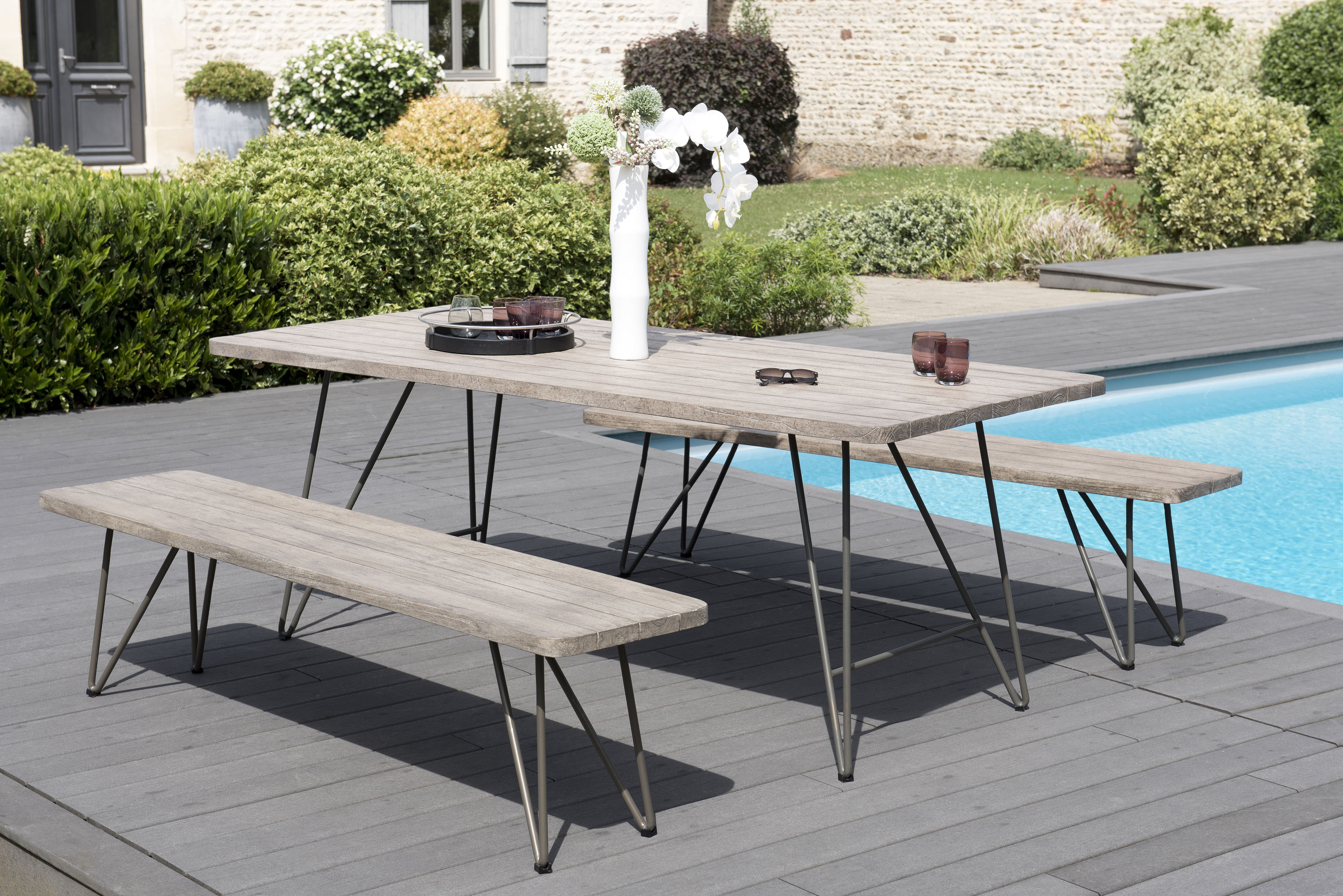 Worden Garden Dining Set