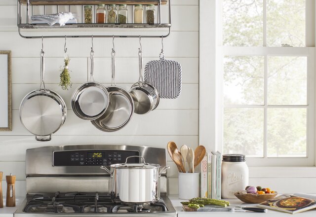 Cookware Sets up to 70% Off