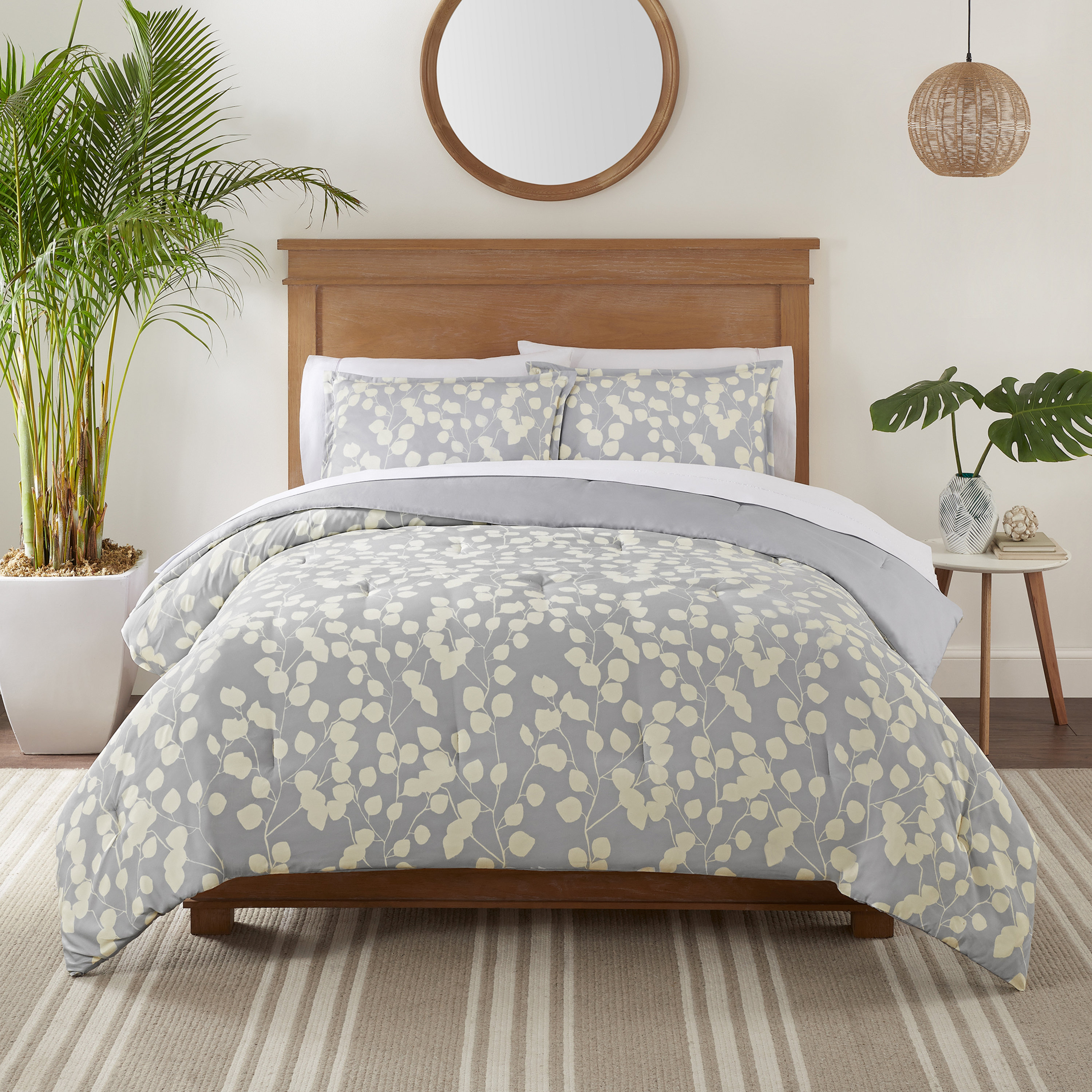 Serta Simply Clean Ellen Botanical Leaf Antimicrobial 3Piece Comforter