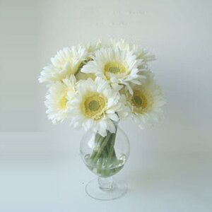 Gerbera Daisies Floral Arrangements in Glass Vase