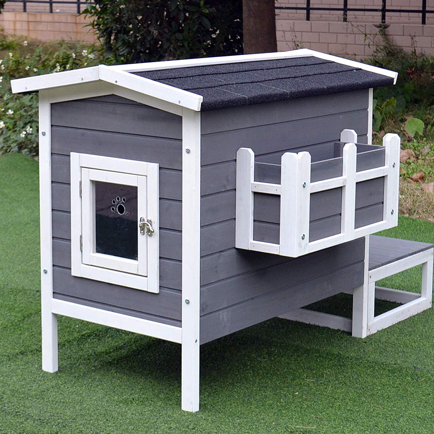 dog house with locking door