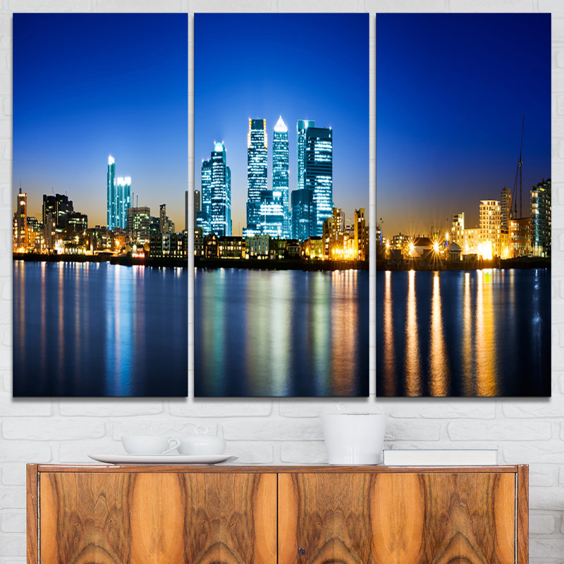 Designart Canary Wharf London 3 Piece Graphic Art On Wrapped