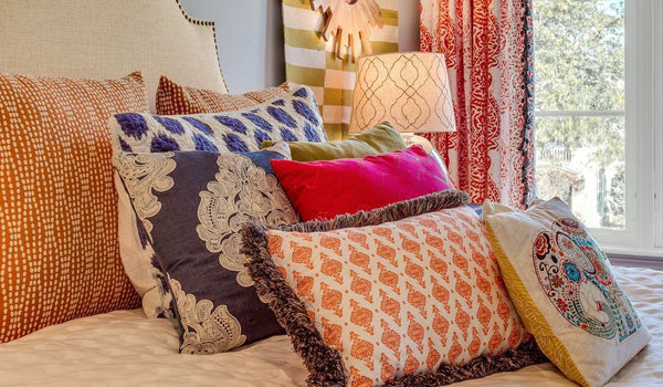 How To Decorate With Colorful Accent Pillows Wayfair Custom How To Decorate A Pillow How To Decorate With Colorful Accent Pillows Wayfair Custom How To Decorate A Pillow