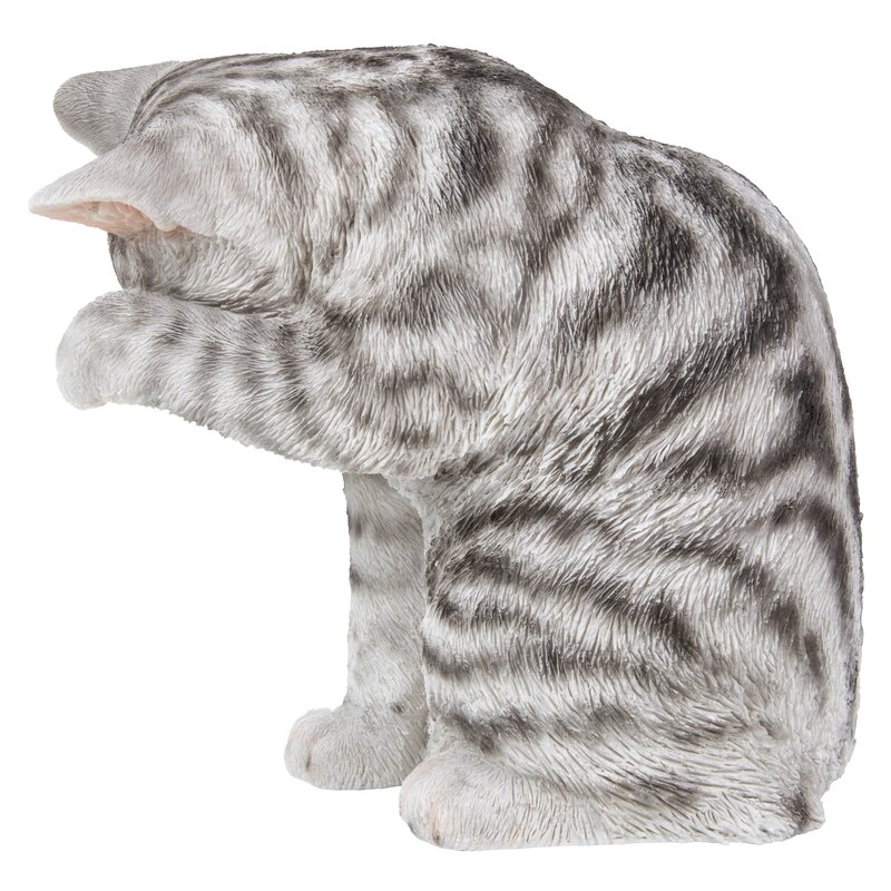 Hi Line Gift Ltd Tabby Cat American Shorthair Washing Statue