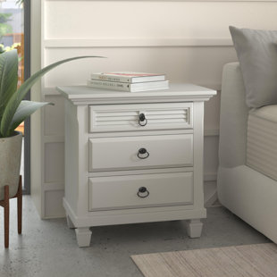 dilbeck 3 drawer nightstand