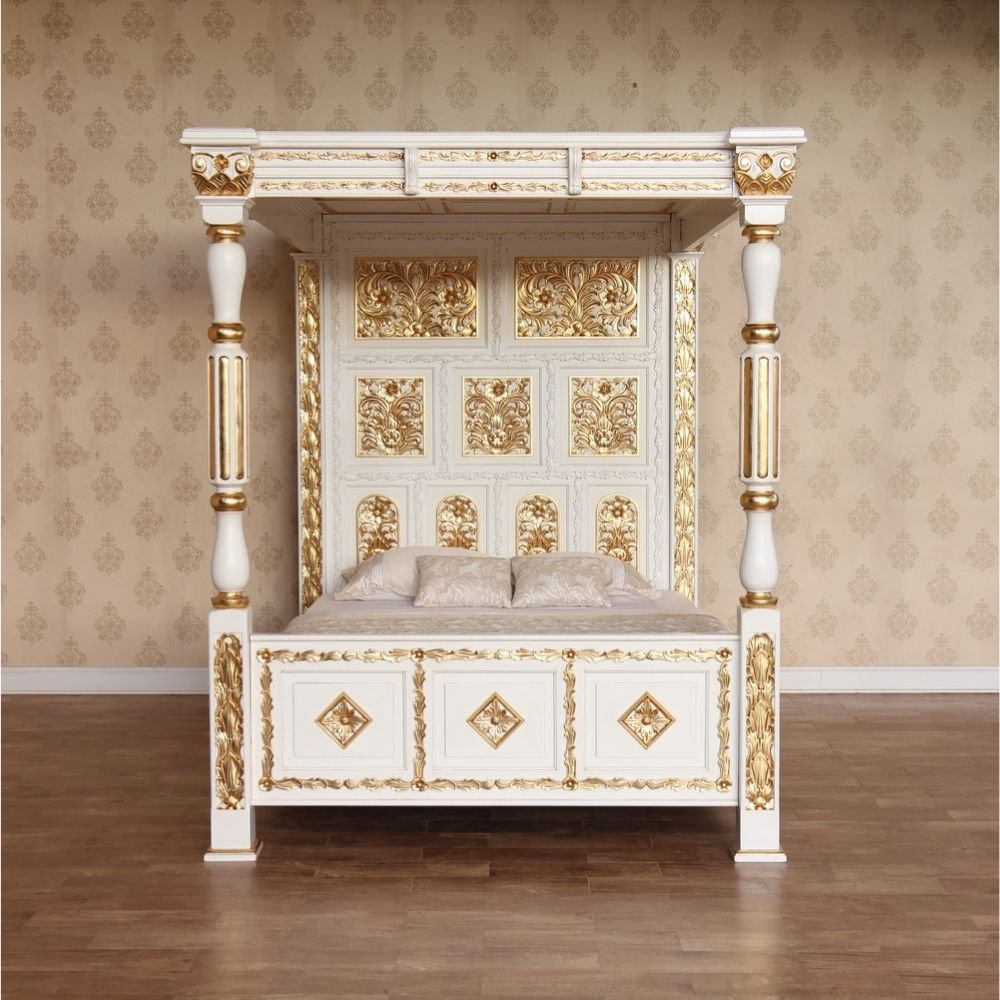 Four Poster Bed