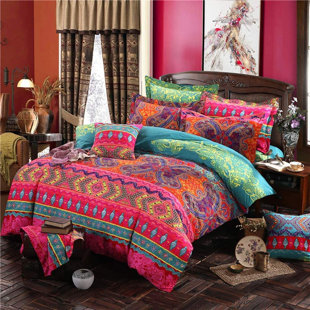Exotic Wild Tropic Birds Print Details about   Red Quilted Bedspread & Pillow Shams Set 