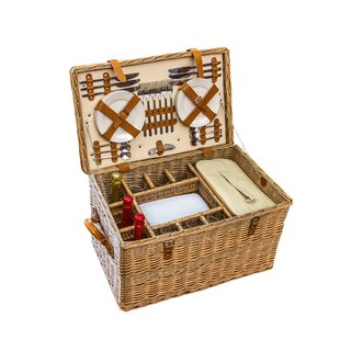 Bentley Fitted Picnic Basket By Brambly Cottage