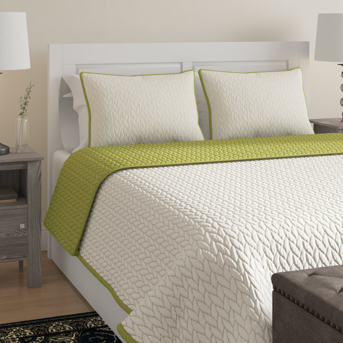 Stotts Reversible Coverlet Set Stotts Reversible Coverlet Set