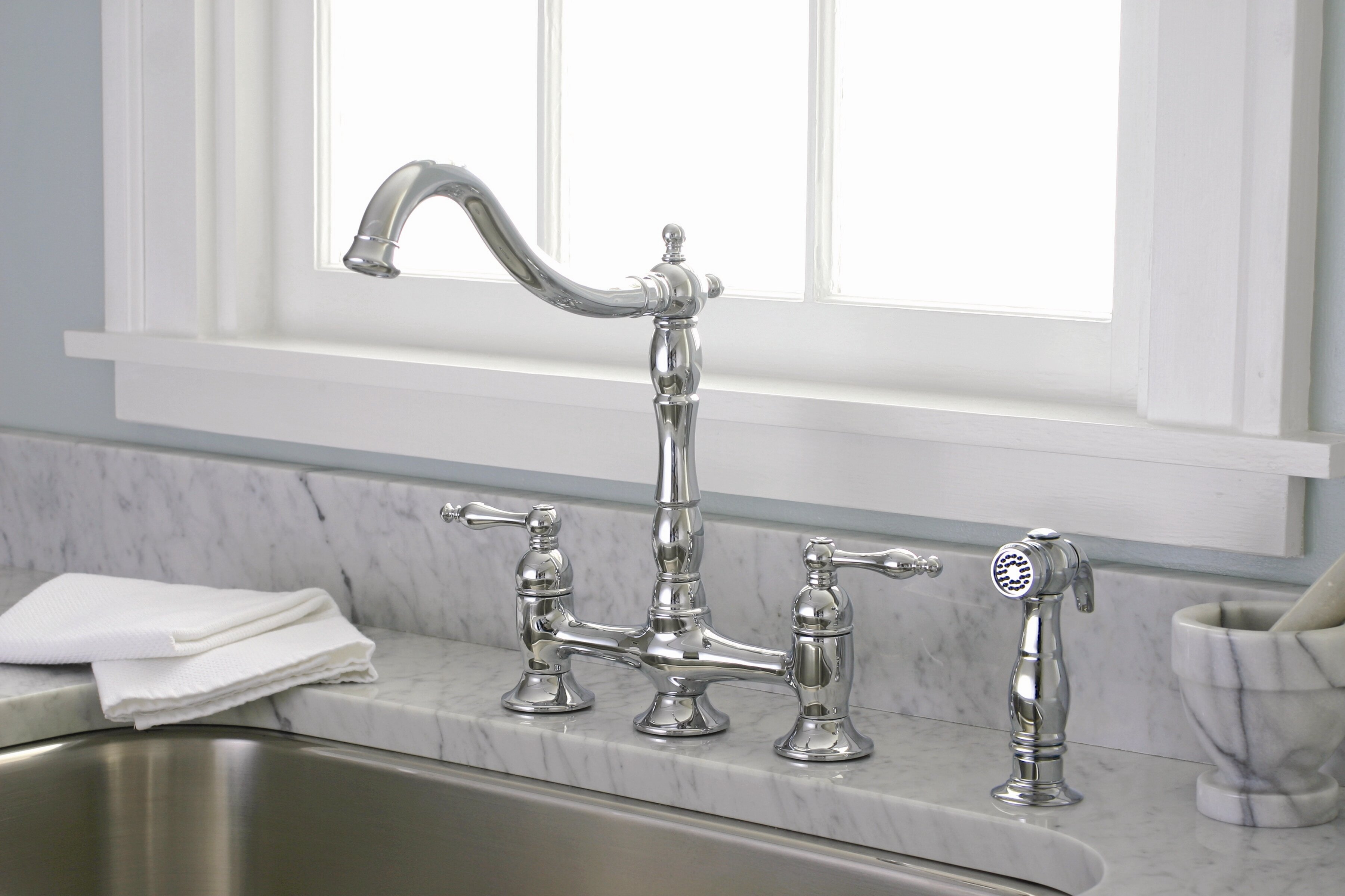 Charlestown Bridge Faucet With Side Spray
