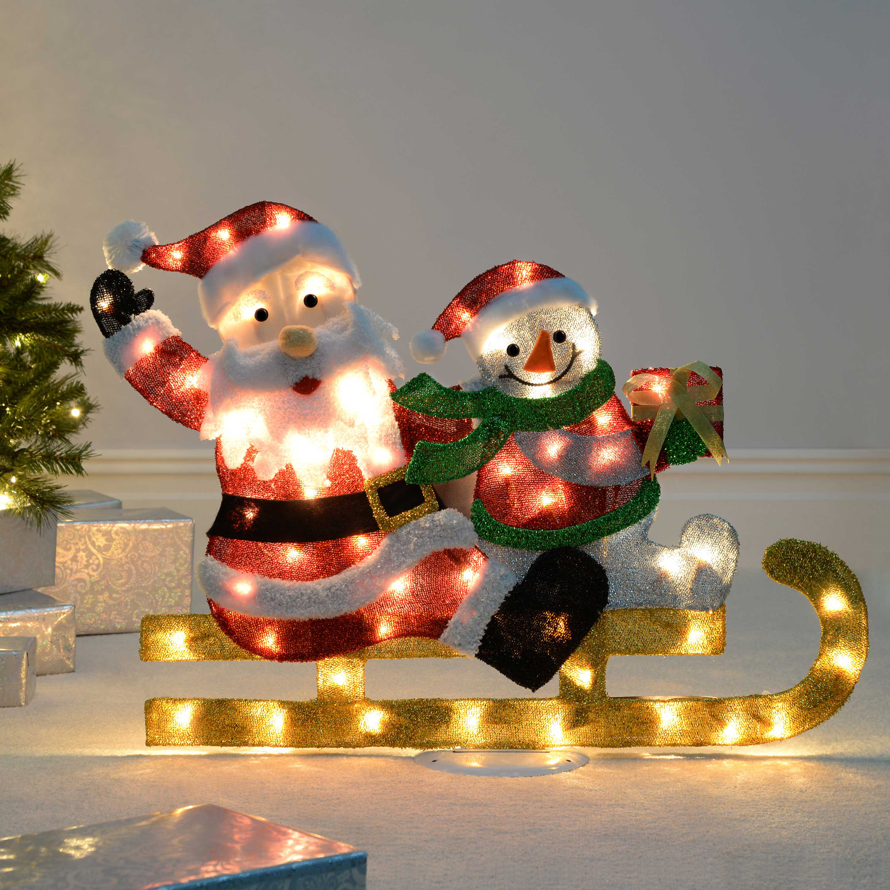 The Seasonal Aisle 90cm Large Skiing Santa Snowman Pre Lit Lighted