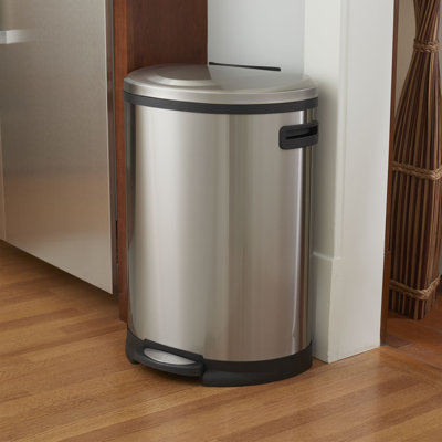 stainless steel 13 gallon step on trash can