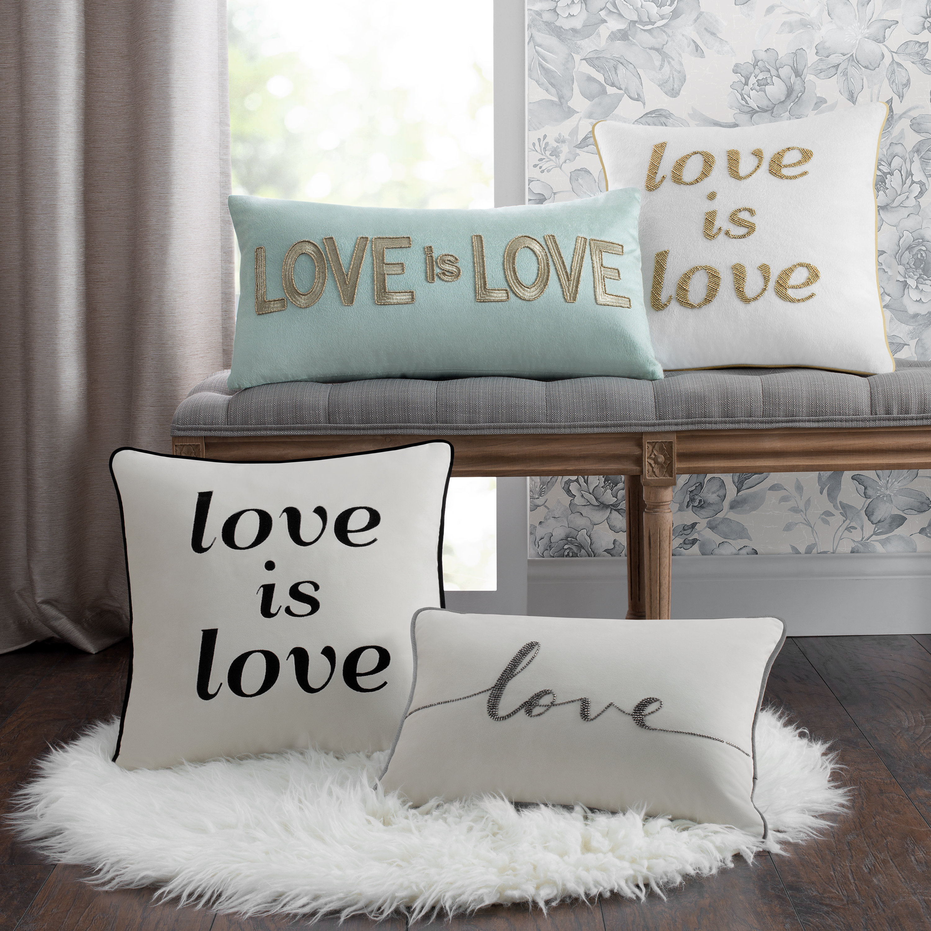 decorative throw pillows