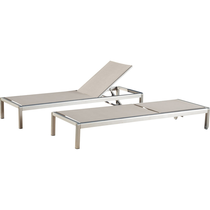 folding sunbathing chair