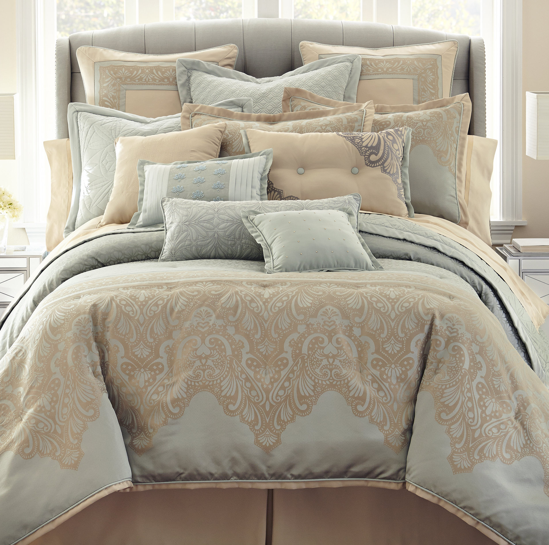 5 Pieces Reversible Diamond Quilted Bedspread Comforter//Throw Bed Set