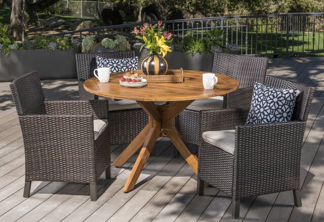 Our Favorite Patio Dining Sets