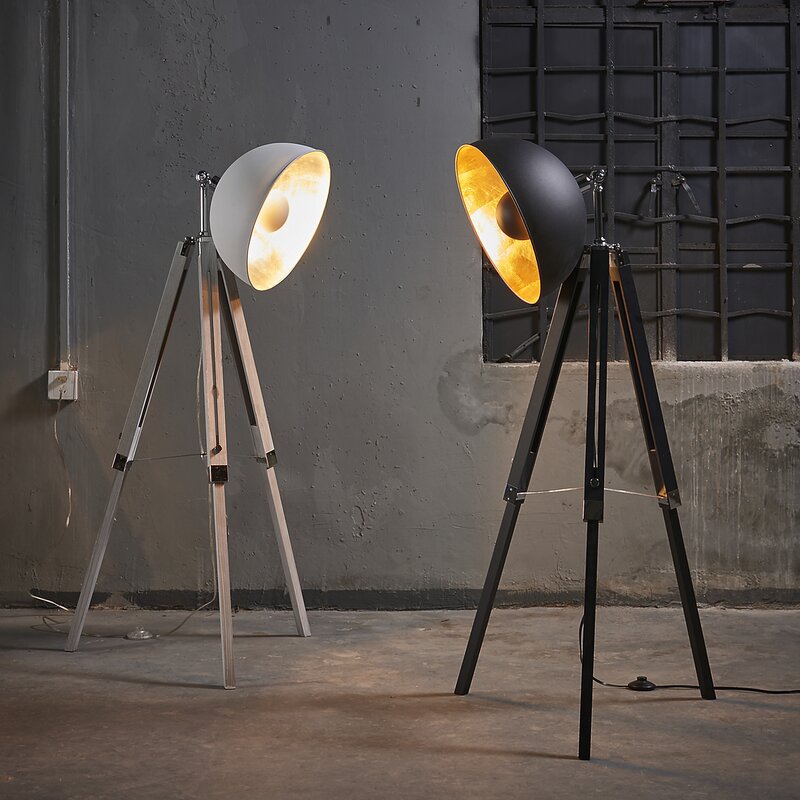 tripod photography lamp