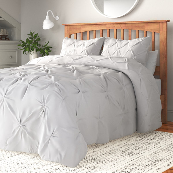 All Season Beautiful Pinch Pleated Ruched Cloud-Like Soft Luxury Shabby Chic Bedding 3 Piece Modern Double Brushed Textured Red Pintuck Duvet Cover Twin Size Down Alternative Comforter Included All Season Beautiful Pinch Pleated Ruched Cloud-Like Soft Luxury Shabby Chic Bedding 3 Piece Modern Double Brushed Textured Red Pintuck Duvet Cover Twin Size Down Alternative Comforter Included