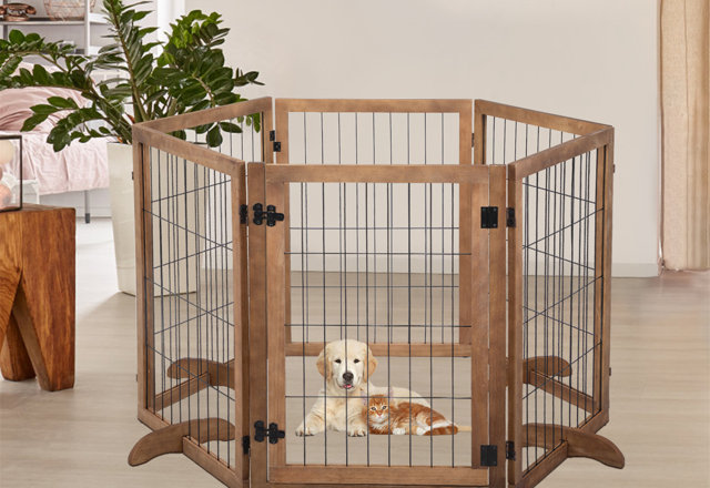 In-Stock Dog & Cat Fences