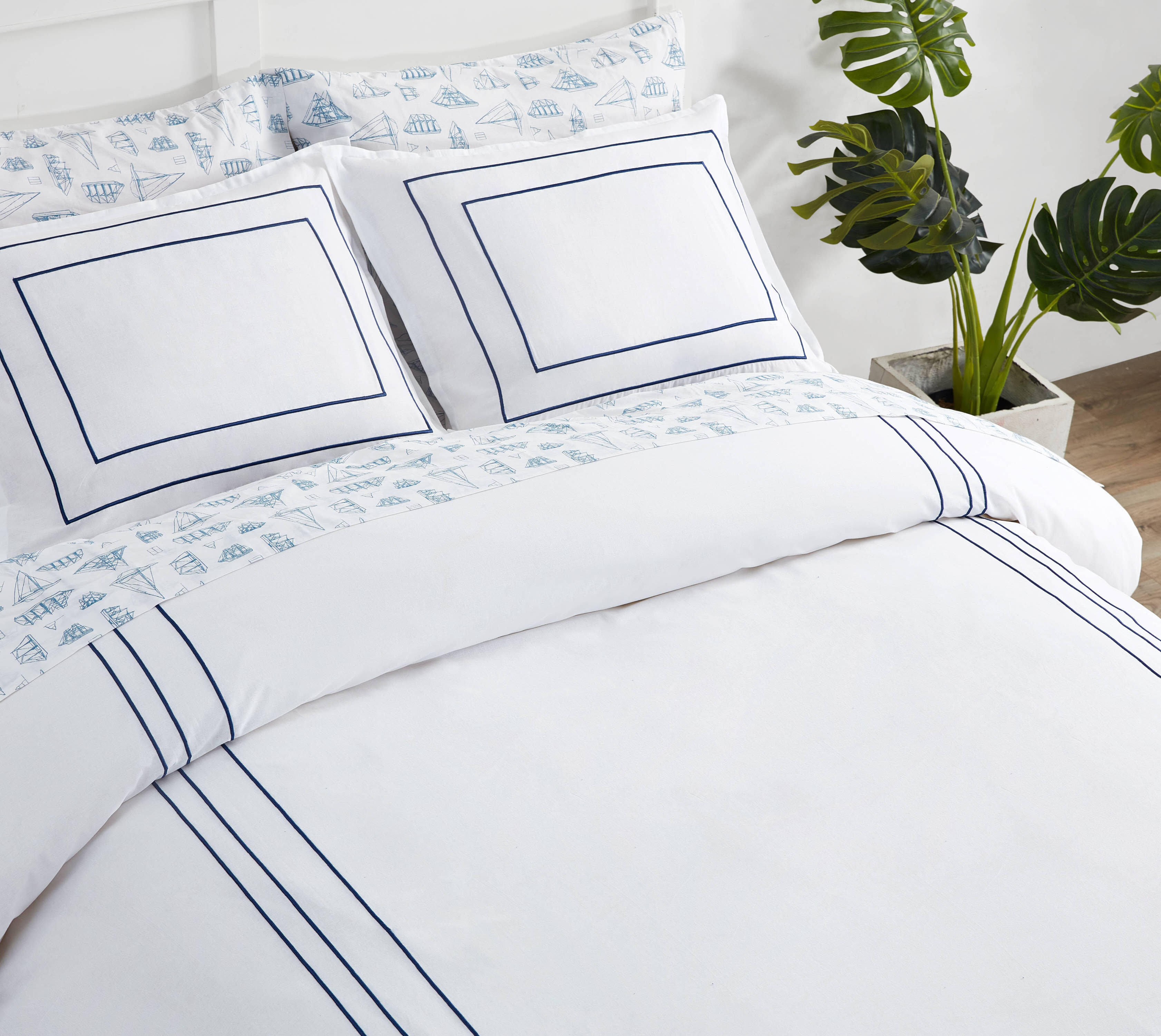 white duvet cover navy trim