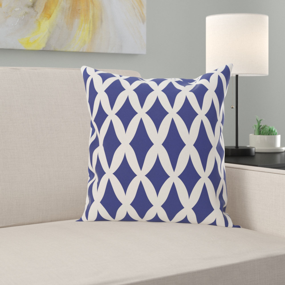 Latitude Run Keshawn Geometric Print Outdoor Geometric Throw