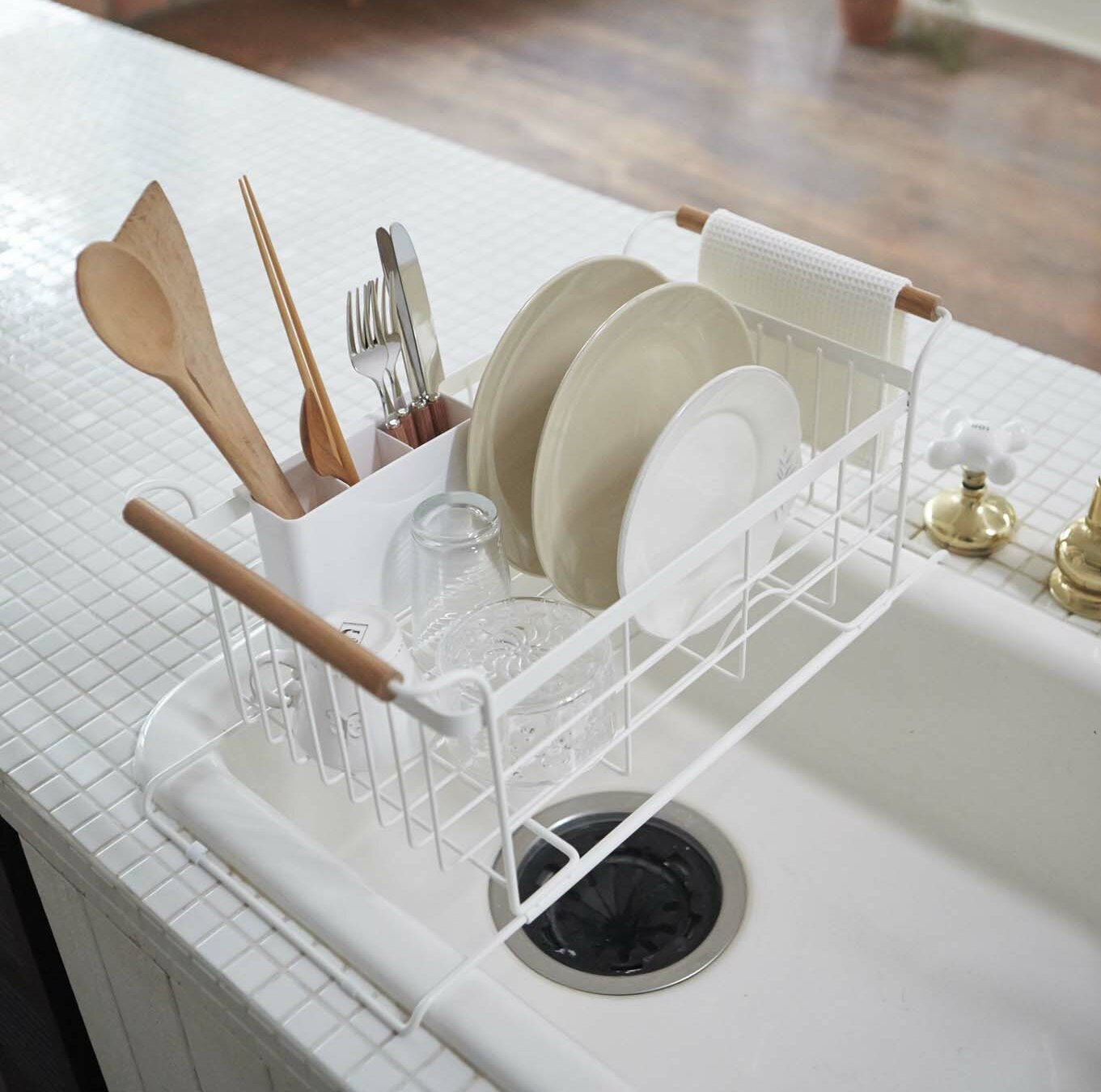 Corrigan Studio Jamari Over The Sink Dish Drainer Rack