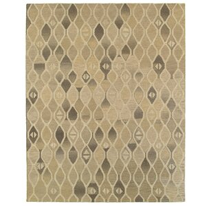 Ostro Hand-crafted Brown Area Rug
