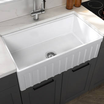 Birch Lane Dorn 33 L X 18 W Farmhouse Kitchen Sink With Grid And Strainer Reviews Wayfair
