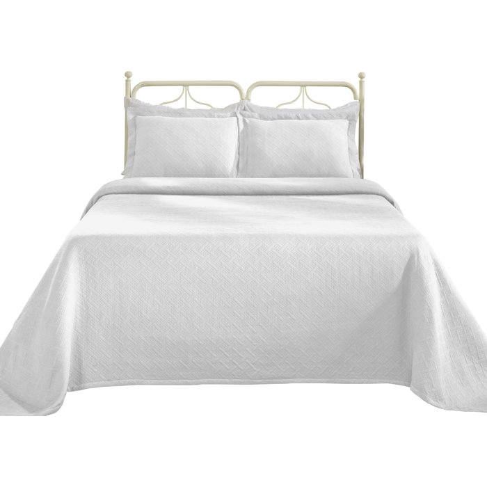 Greyleigh Haddam Basket Weave 3 Piece Matelasse Coverlet Set