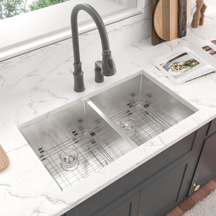 Sarlai 33 Inch Undermount Sink Deep Double Bowl 50/50 18 ...