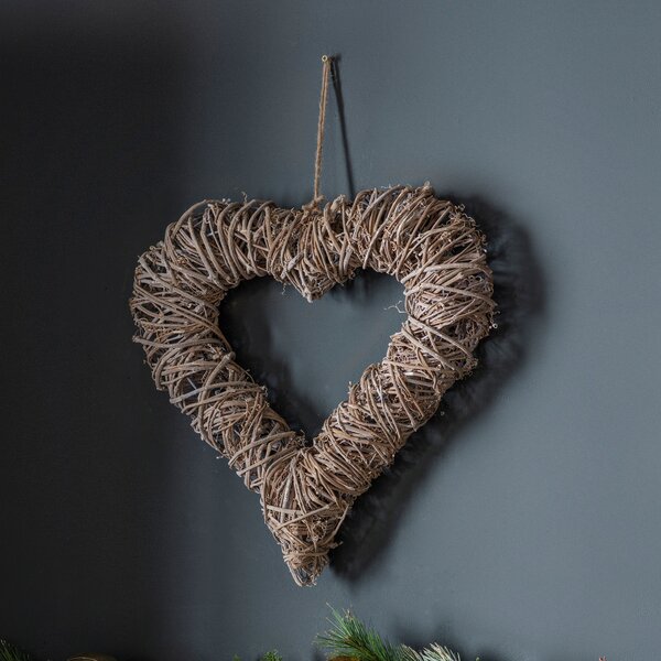 Rustic Willow Heart Décor 