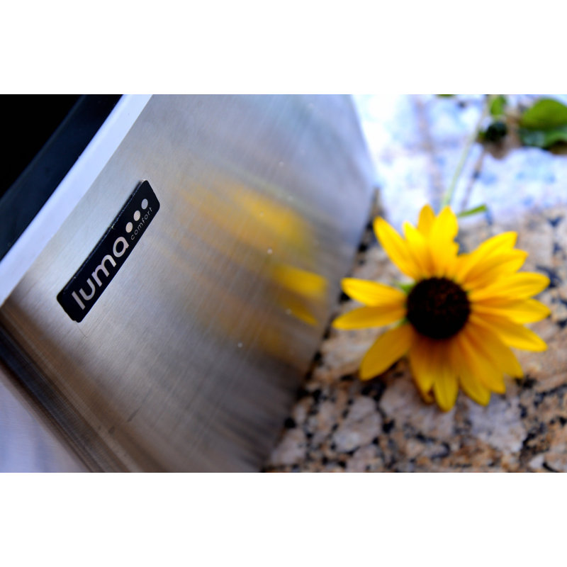 Luma Comfort 28 Lb Daily Production Portable Clear Ice Maker