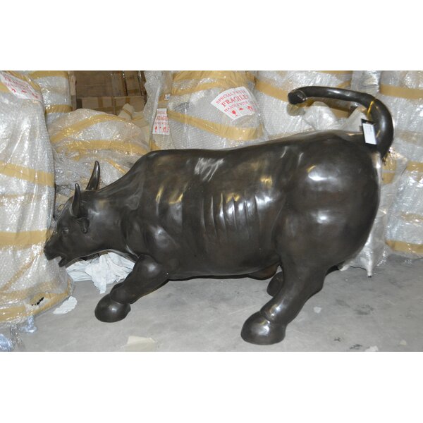 Golden Bull Sculpture Figure Statue Fighting Ox Home Desktop Cow Spain Cattle
