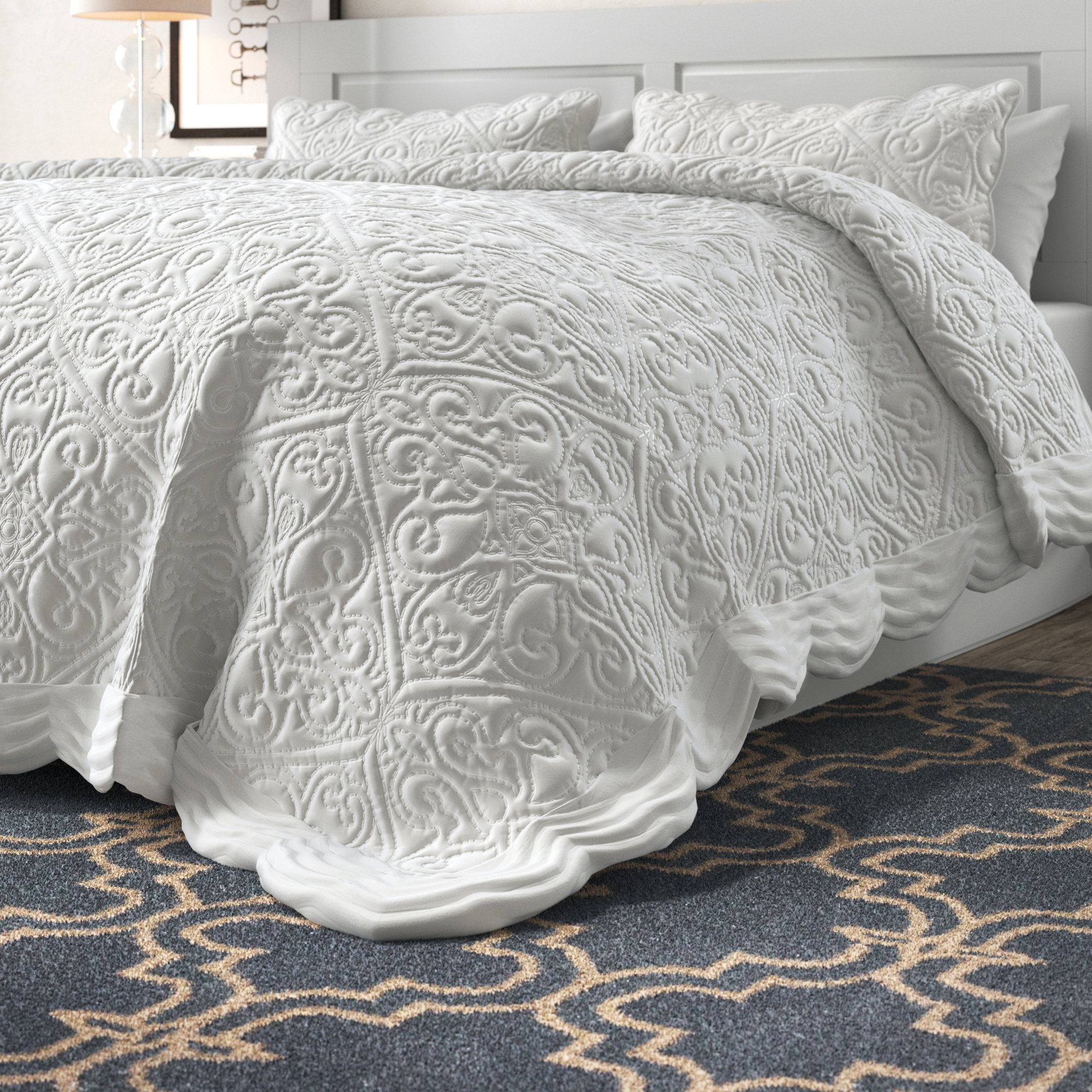 Lark Manor Bern Ivory 3 Piece Embroidered Faux Fur Coverlet Set