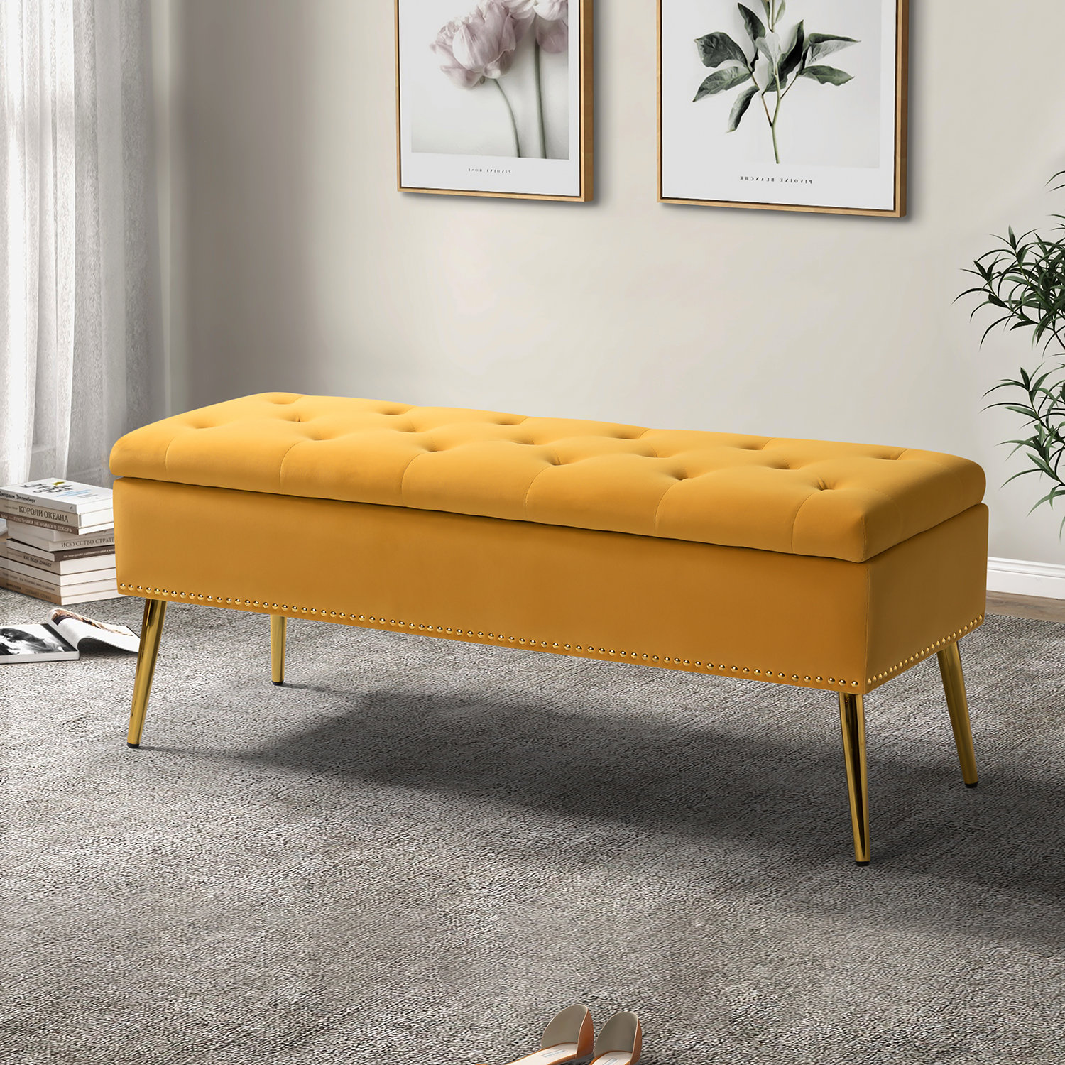 che upholstered bench