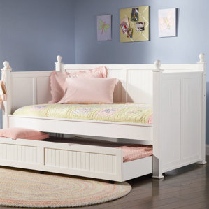 Pennrock Central Point Daybed with Tru..