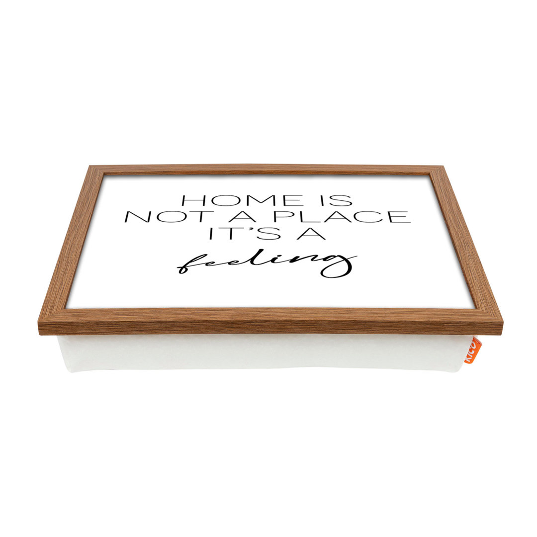 East Urban Home Laptop-Tablett Home Is Not a Place Typografie