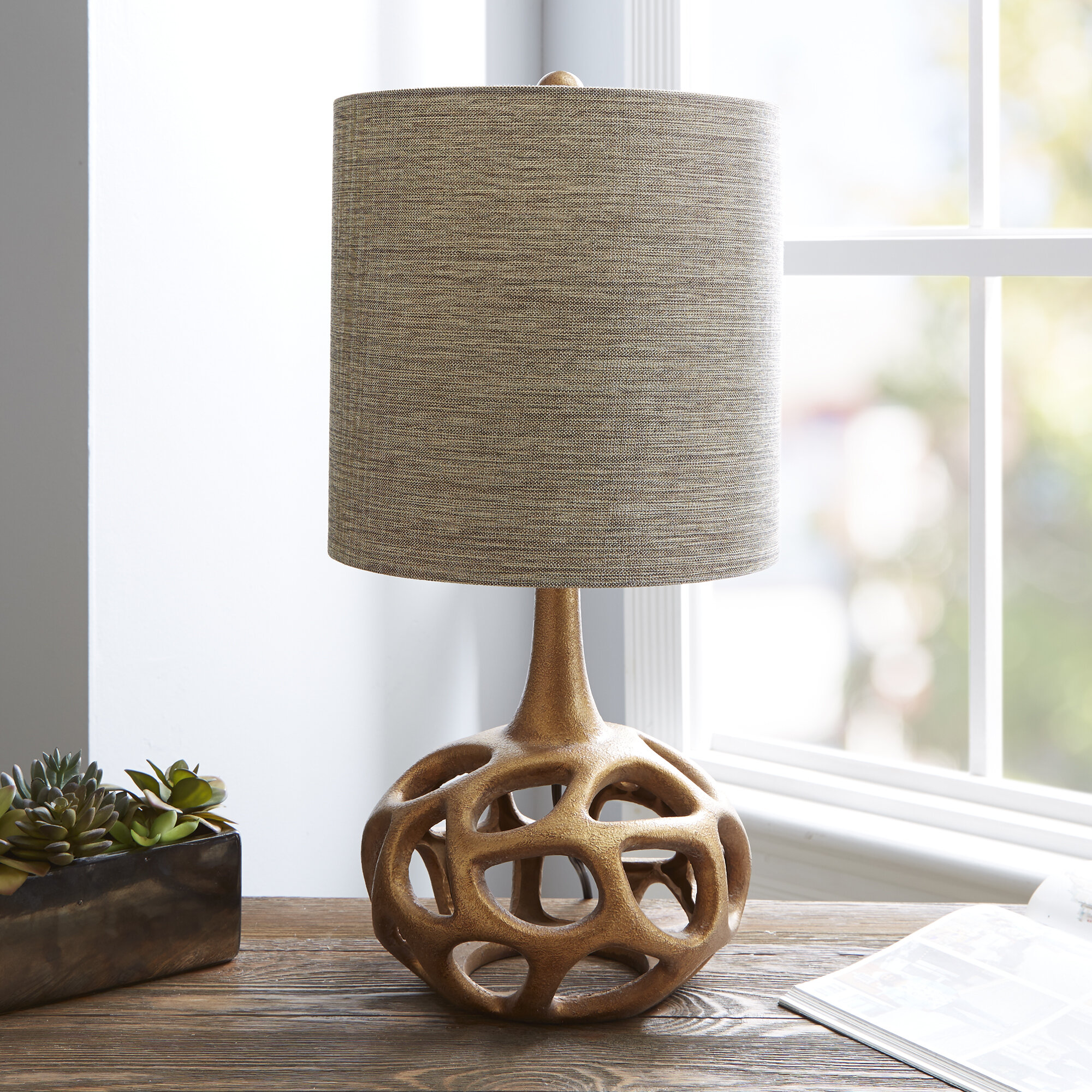 modern style table lamps