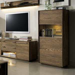 Standvitrine Rio aus Massivholz von Hazelwood Home